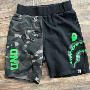 ❣️SOLD❣️Bathing Ape / BAPE shorts